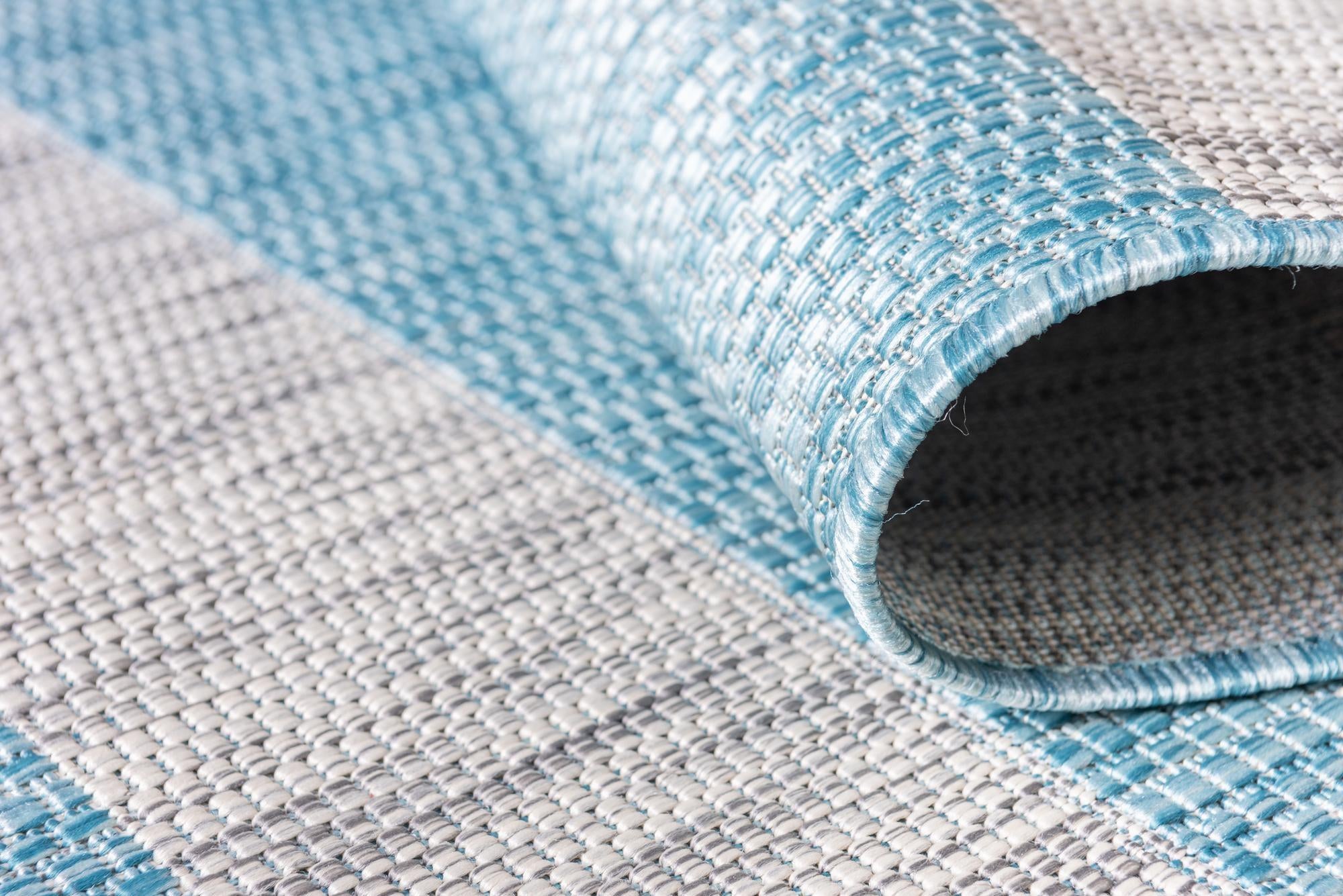 5' 3 x 8' Easy-Clean Ribbon Indoor / Outdoor Rug