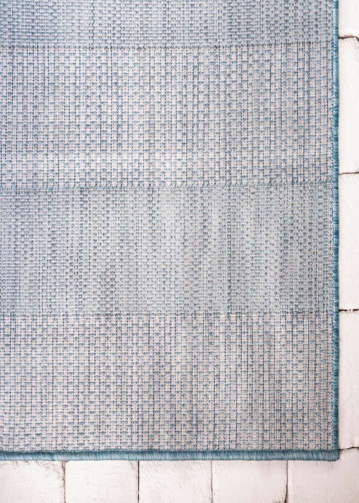 9' x 12' Easy-Clean Striped Indoor / Outdoor Rug