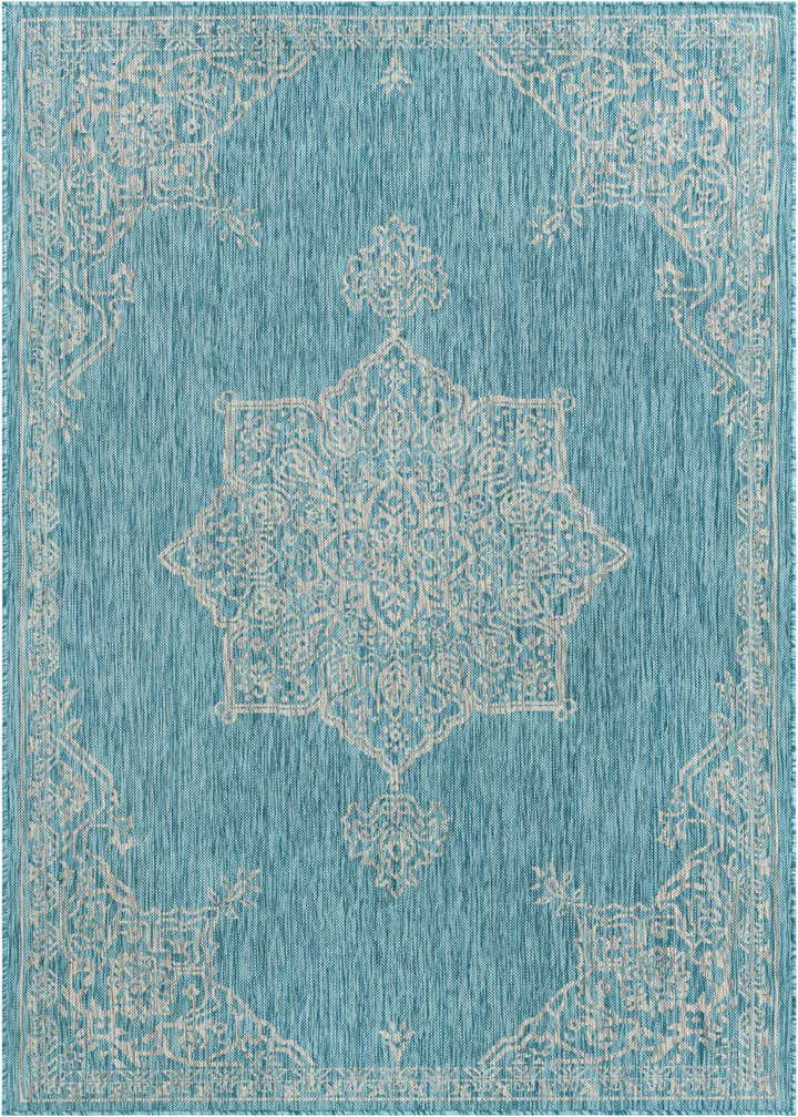 5' 3 x 8' Easy-Clean Traditional Indoor / Outdoor Rug