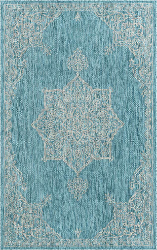 5' 3 x 8' Easy-Clean Traditional Indoor / Outdoor Rug