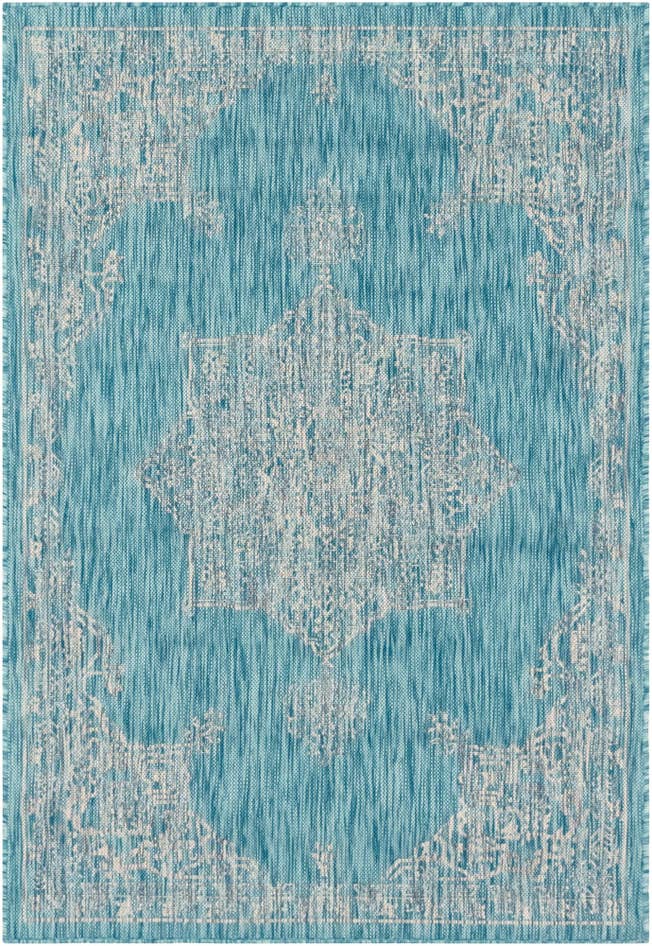 Detail image of 4' x 6' Easy-Clean Traditional Indoor / Outdoor Rug