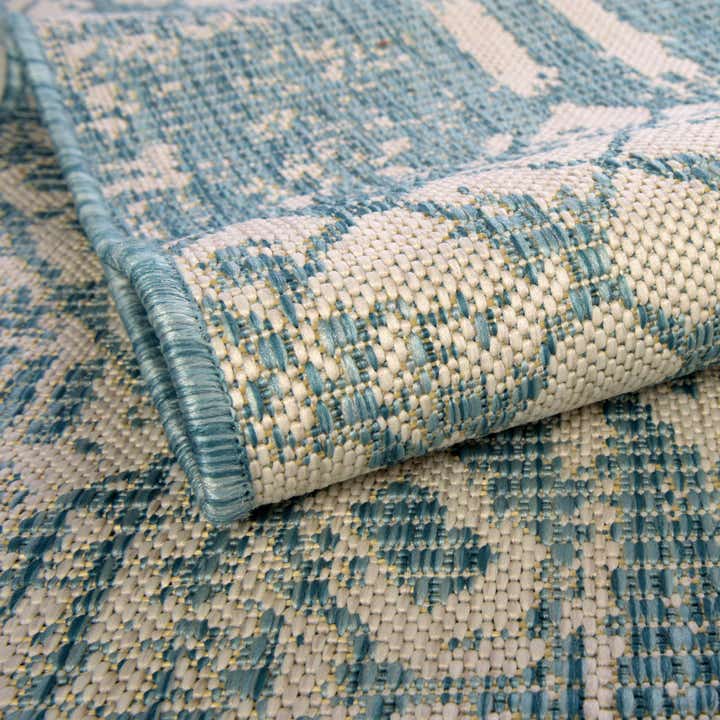 10' 8 x 10' 8 Easy-Clean Bohemian Indoor / Outdoor Round Rug