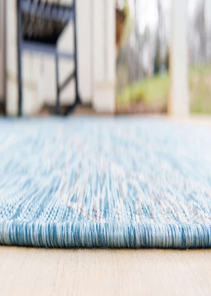 4' x 4' Easy-Clean Botanical Indoor / Outdoor Round Rug