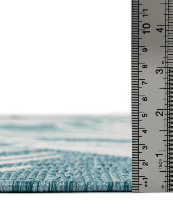 Detail image of 4' x 4' Easy-Clean Botanical Indoor / Outdoor Round Rug