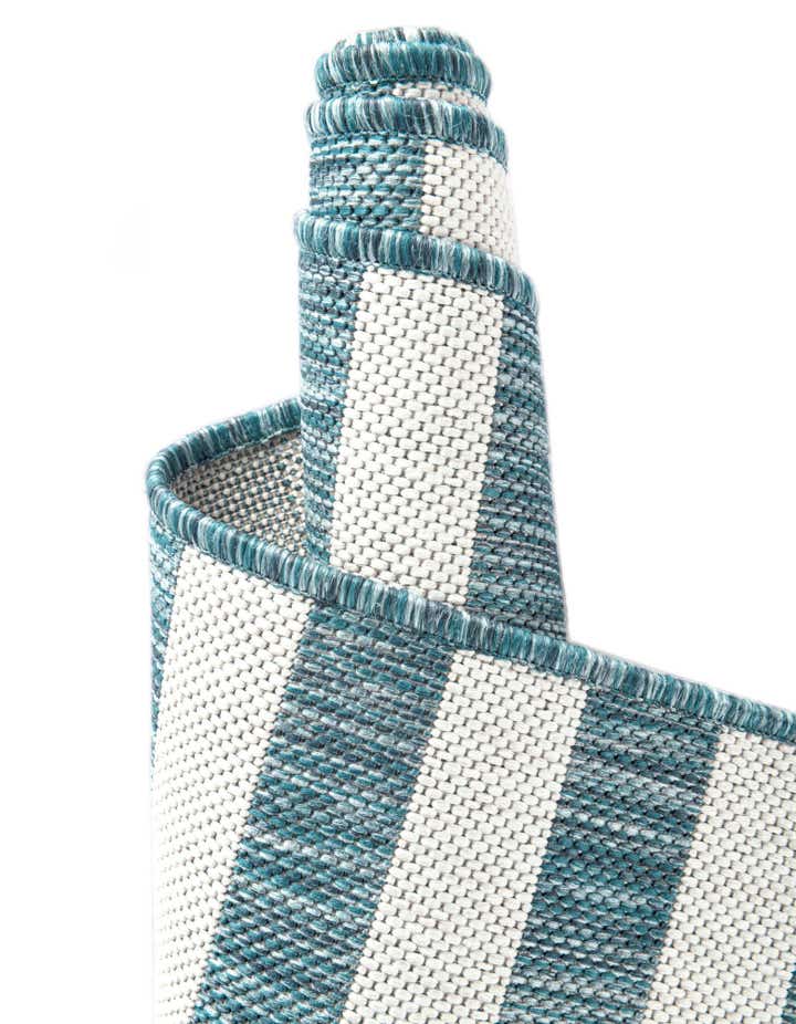 4' x 4' Easy-Clean Ribbon Indoor / Outdoor Round Rug