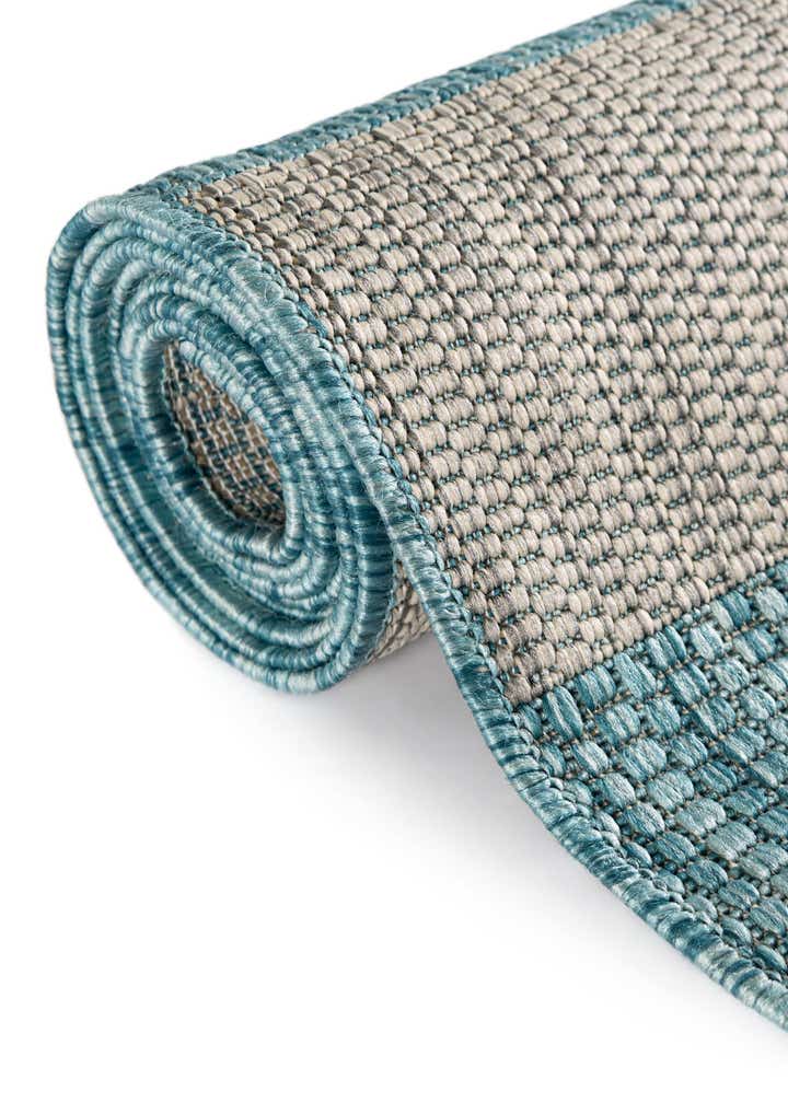 4' x 4' Easy-Clean Striped Indoor / Outdoor Round Rug