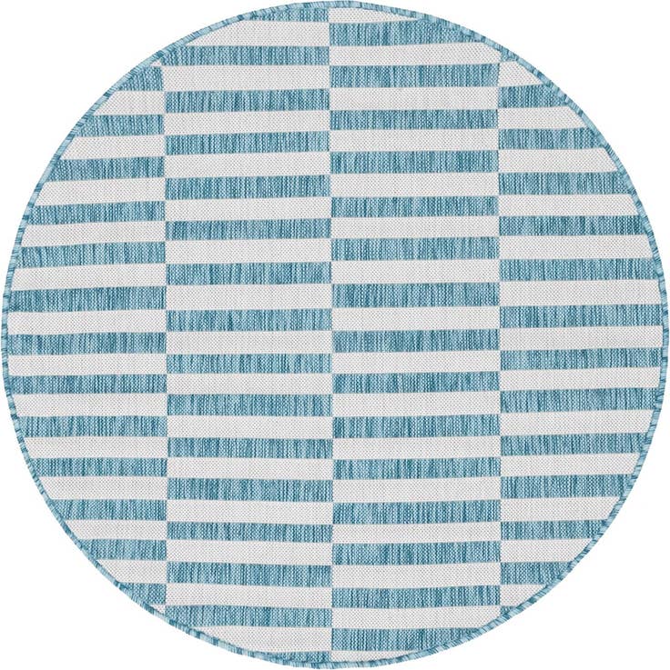 Detail image of 4' x 4' Easy-Clean Striped Indoor / Outdoor Round Rug