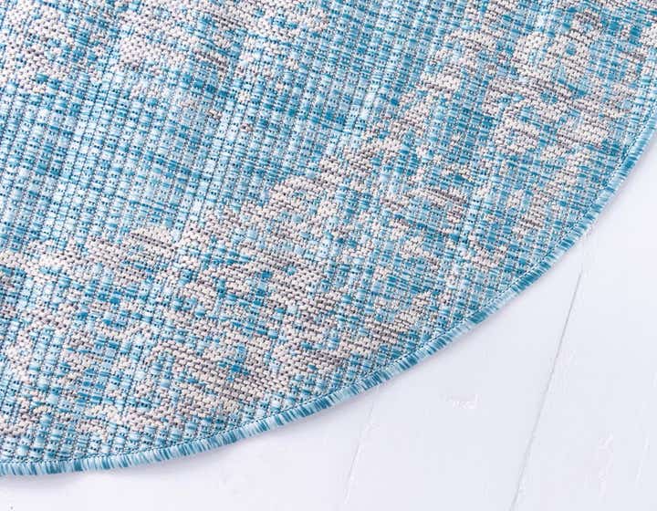 4' x 4' Easy-Clean Traditional Indoor / Outdoor Round Rug