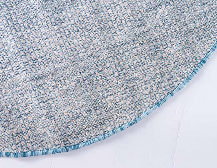 4' x 4' Easy-Clean Traditional Indoor / Outdoor Round Rug