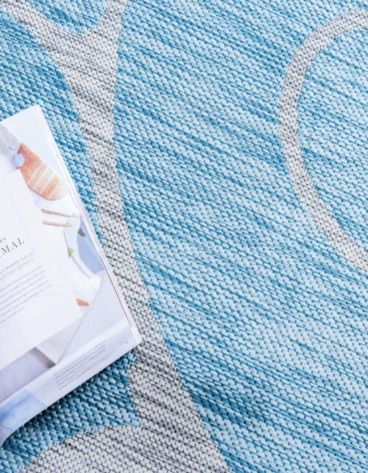 Detail image of 2' x 6'  Washable Botanical Indoor / Outdoor Runner Rug