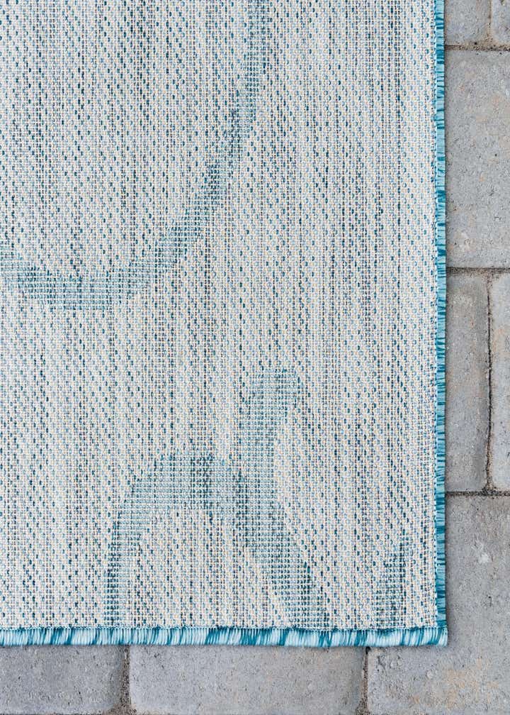 2' x 6' Easy-Clean Botanical Indoor / Outdoor Runner Rug