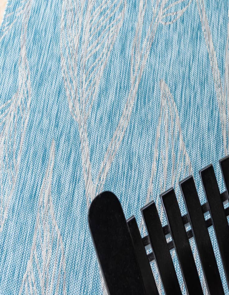 Detail image of 2' x 6'  Washable Botanical Indoor / Outdoor Runner Rug