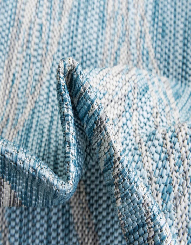 Detail image of 2' x 6'  Washable Botanical Indoor / Outdoor Runner Rug