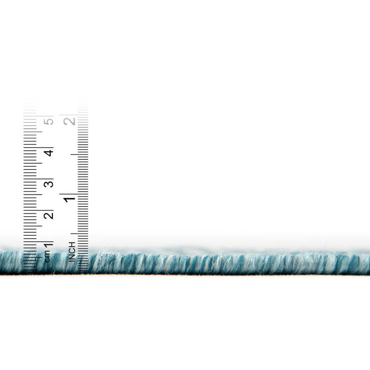 Detail image of 3' 3 x 12' Easy-Clean Modern Indoor / Outdoor Runner Rug