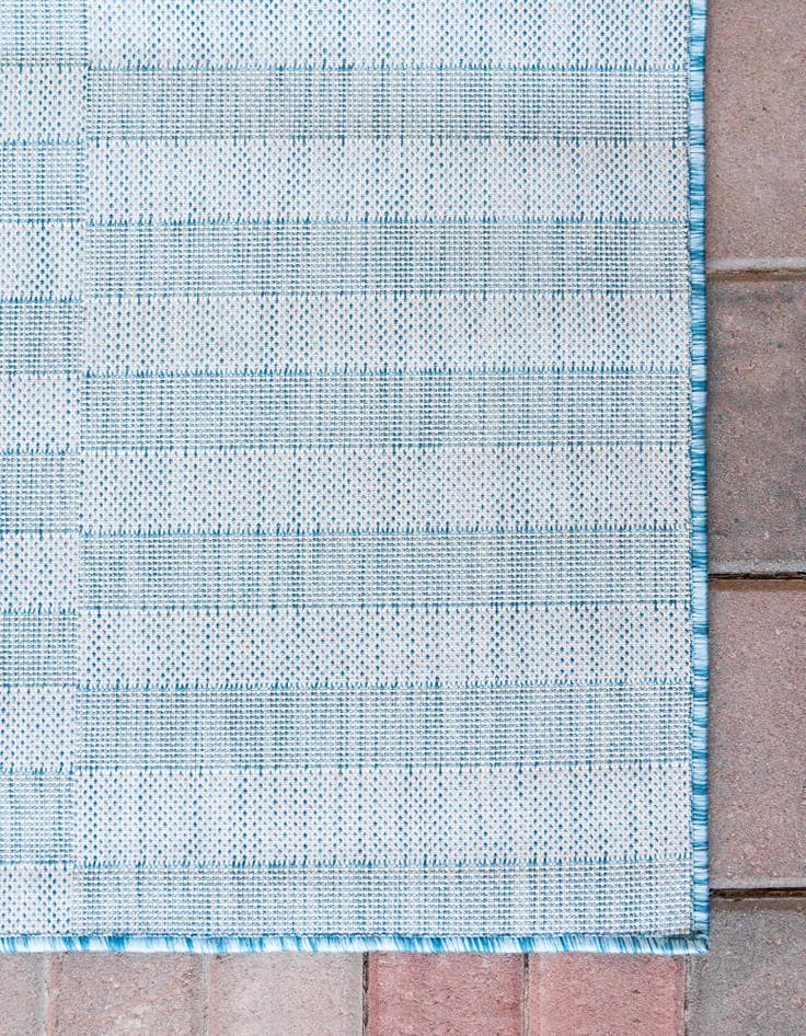 Detail image of 2' x 6' Washable Ribbon Indoor / Outdoor Runner Rug