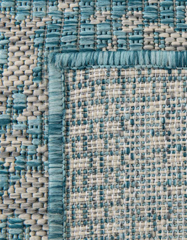 2' x 6' Easy-Clean Traditional Indoor / Outdoor Runner Rug