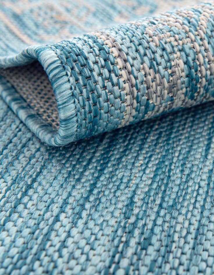 Detail image of 2' x 6' Easy-Clean Traditional Indoor / Outdoor Runner Rug