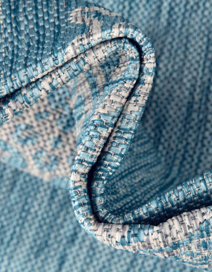 Detail image of 2' x 6'  Washable Traditional Indoor / Outdoor Runner Rug