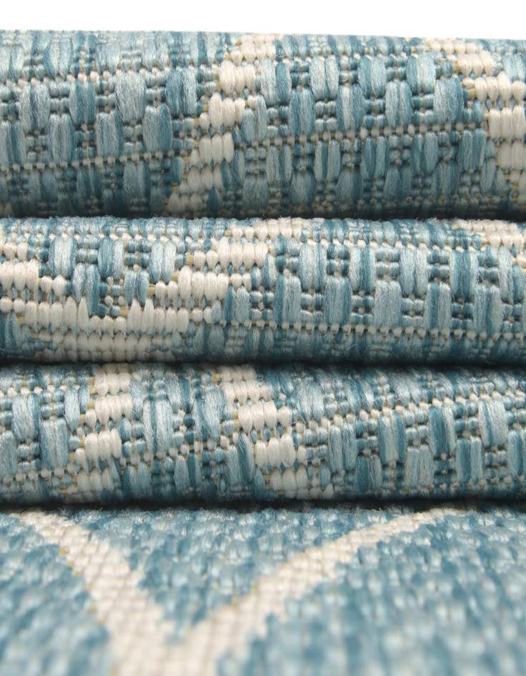 Detail image of 10' x 10' Washable Lattice Indoor / Outdoor Square Rug