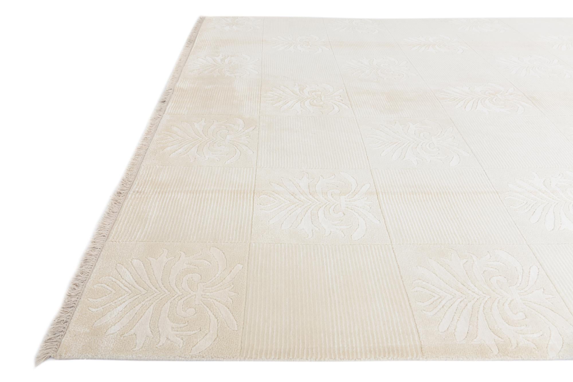 8' x 10' 2 Hand Knotted Darya Wool Rug