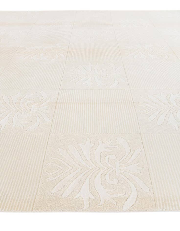 Detail image of 8' x 10' 2  Hand Knotted Darya Wool Rug