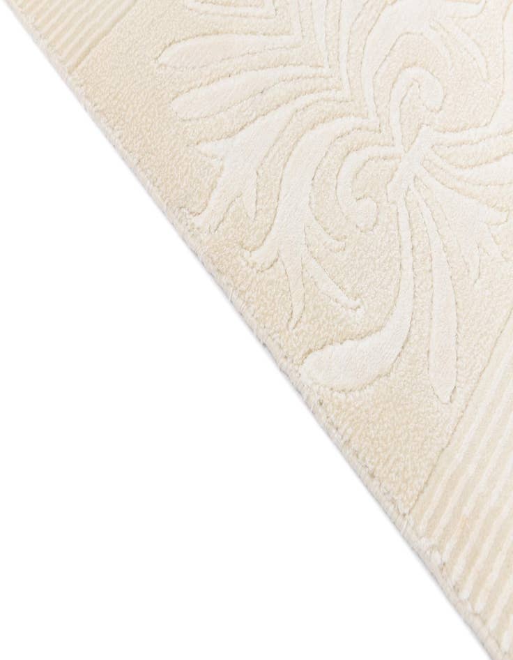 Detail image of 8' x 10' 2  Hand Knotted Darya Wool Rug