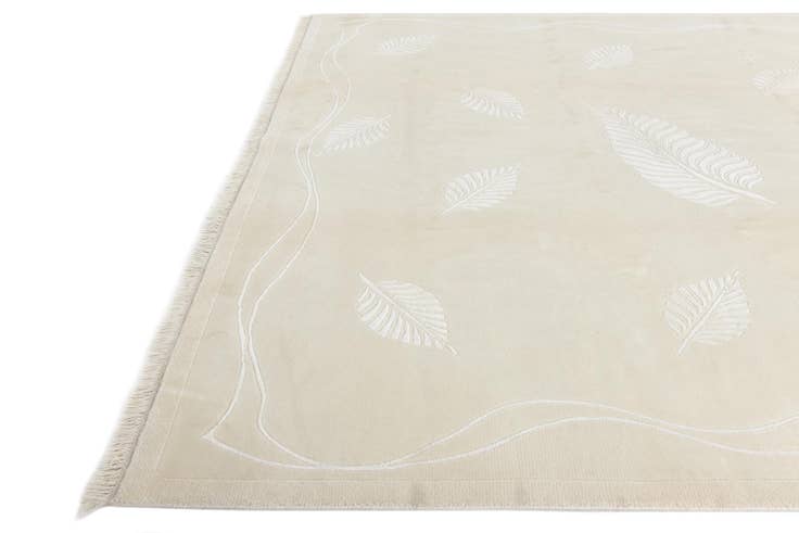 Detail image of 6' 11 x 9' 8 Hand Knotted Darya Wool Rug