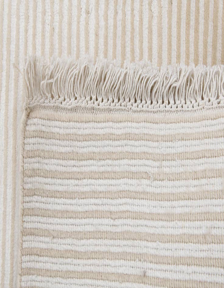Detail image of 2' 7 x 13' 1  Hand Knotted Darya Wool Runner Rug