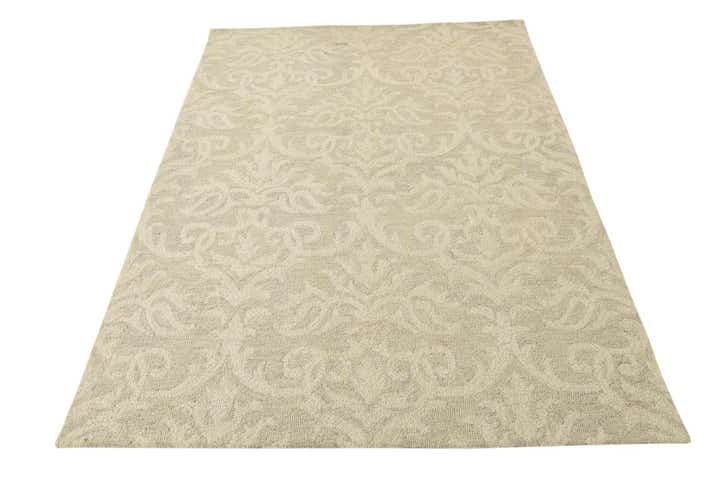 4' 11 x 6' 11 Agra Rug