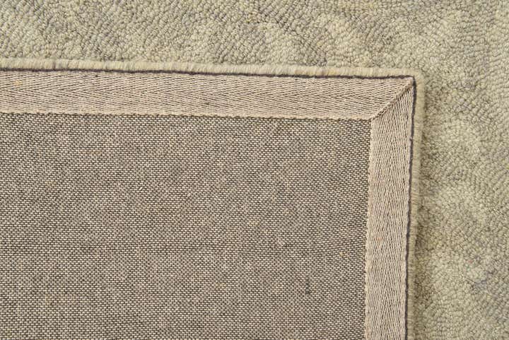 4' 11 x 6' 11 Agra Rug
