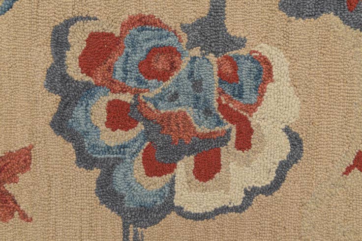 Detail image of 8' x 9' 10 Agra Wool Rug