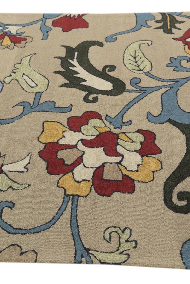 Detail image of 5' 1 x 8' Agra Wool Rug