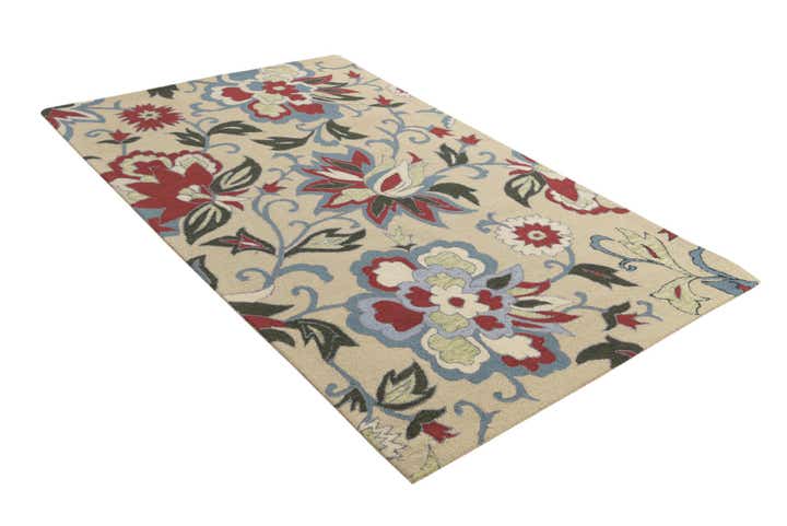 5' x 8' Agra Wool Rug