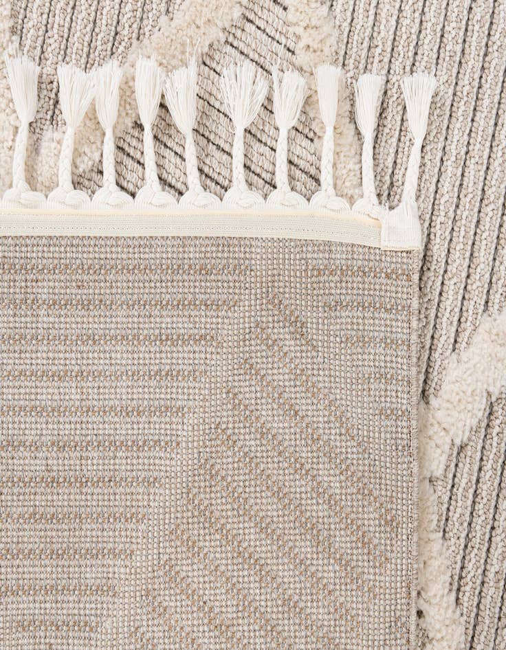 Detail image of 5' x 7' 8 Arlo Rug