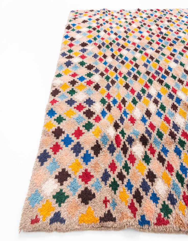 Detail image of 4' 10 x 6' 9  Hand Knotted Balouch Wool Rug