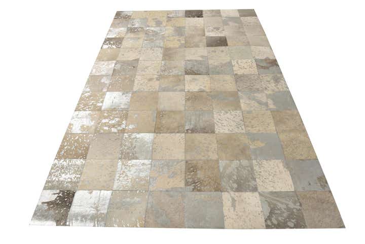 5' 1 x 7' 10 Cowhide Rug