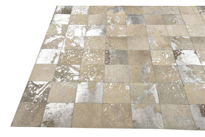 5' 1 x 7' 10 Cowhide Rug