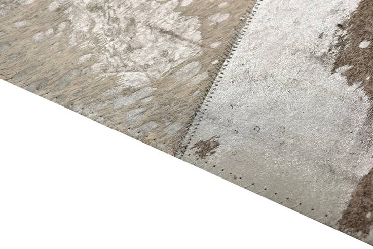 Detail image of 5' 1 x 7' 10 Cowhide Rug