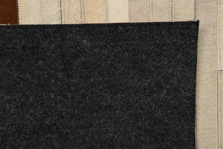 5' x 8' Cowhide Rug