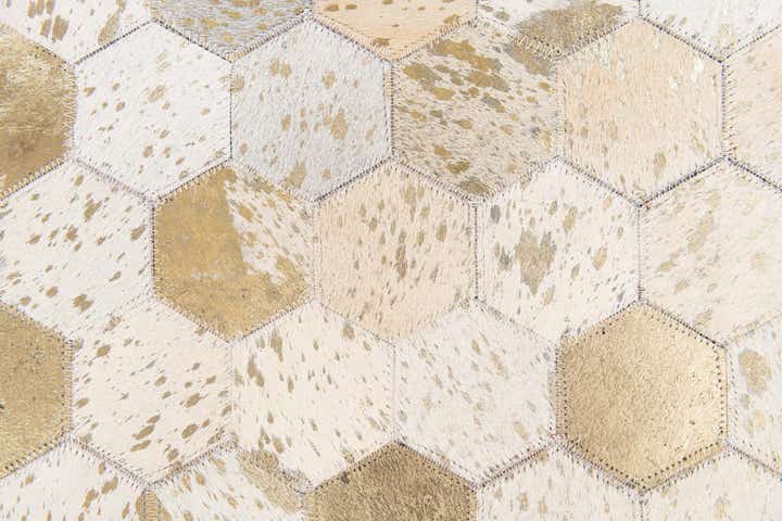 4' 10 x 7' 7 Cowhide Stocks Rug