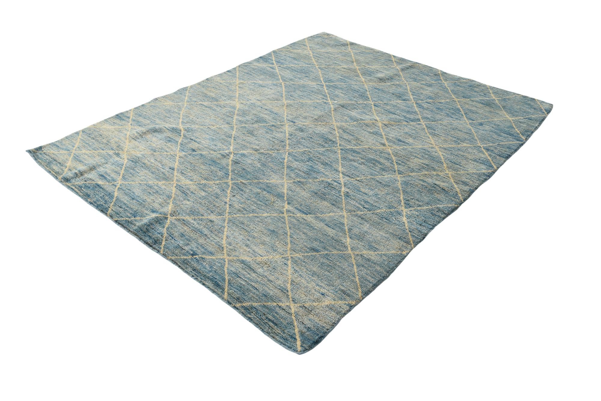 5' 9 x 7' 7 Hand Knotted Darya Wool Rug