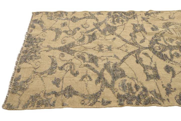 3' 10 x 6' 4 Hand Knotted Darya Wool Rug