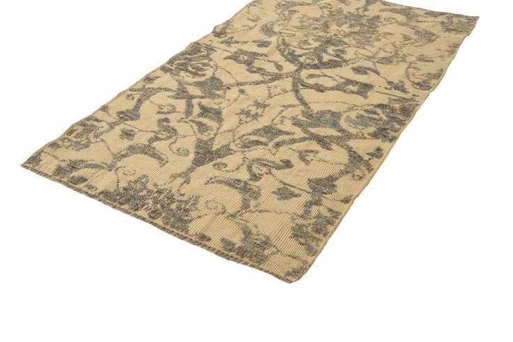 Detail image of 3' 10 x 6' 4 Hand Knotted Darya Wool Rug