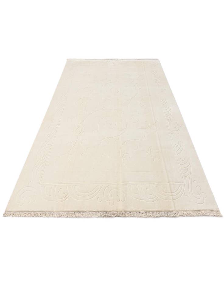 Detail image of 7' 9 x 9' 9  Hand Knotted Darya Wool Rug