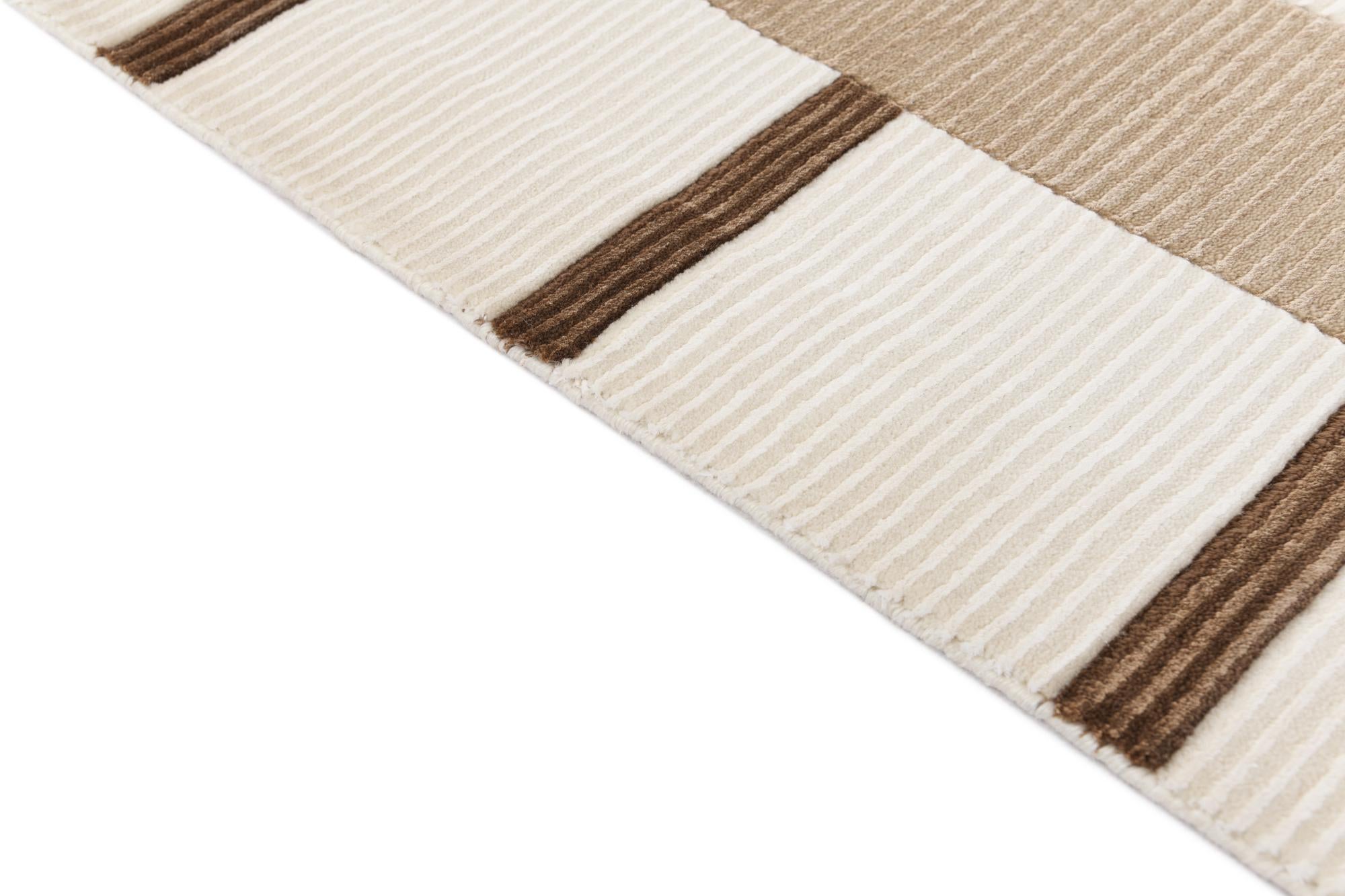7' 11 x 9' 10 Hand Knotted Darya Wool Rug
