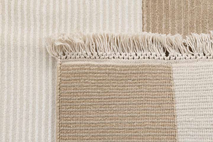 7' 11 x 9' 10 Hand Knotted Darya Wool Rug