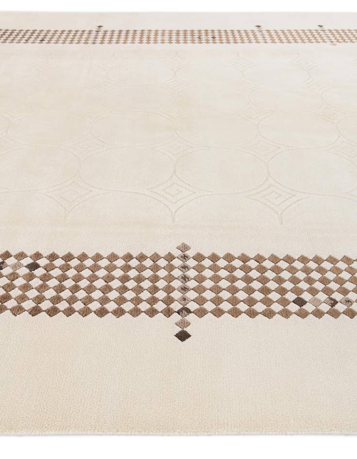 Detail image of 7' 10 x 9' 10  Hand Knotted Darya Wool Rug