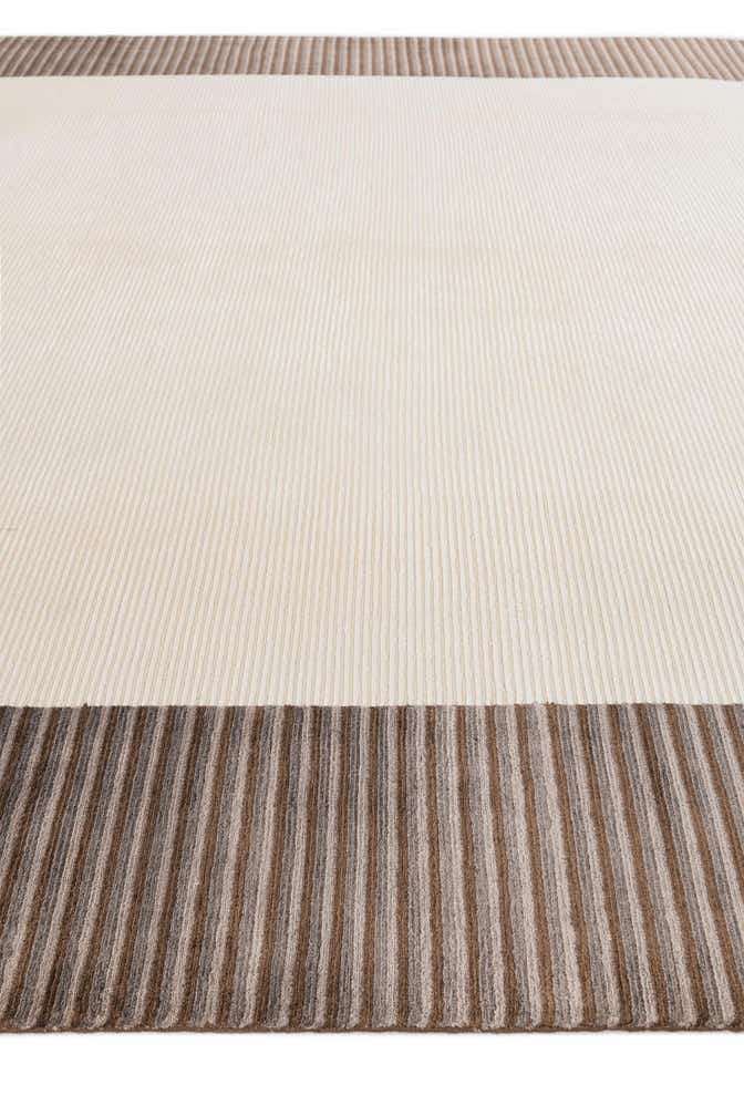 7' 10 x 9' 10 Hand Knotted Darya Wool Rug