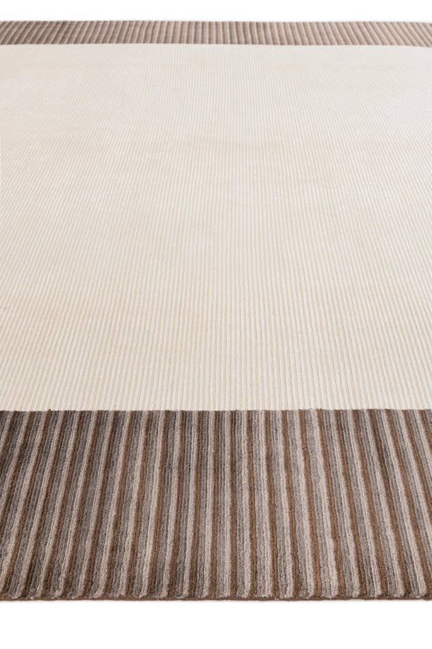 Detail image of 7' 10 x 9' 10 Hand Knotted Darya Wool Rug