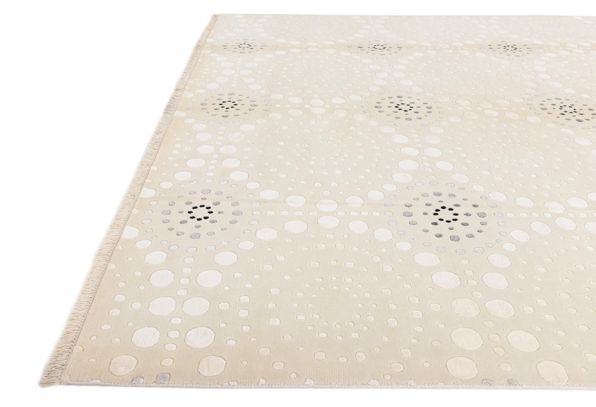 8' x 10' 2 Hand Knotted Darya Wool Rug